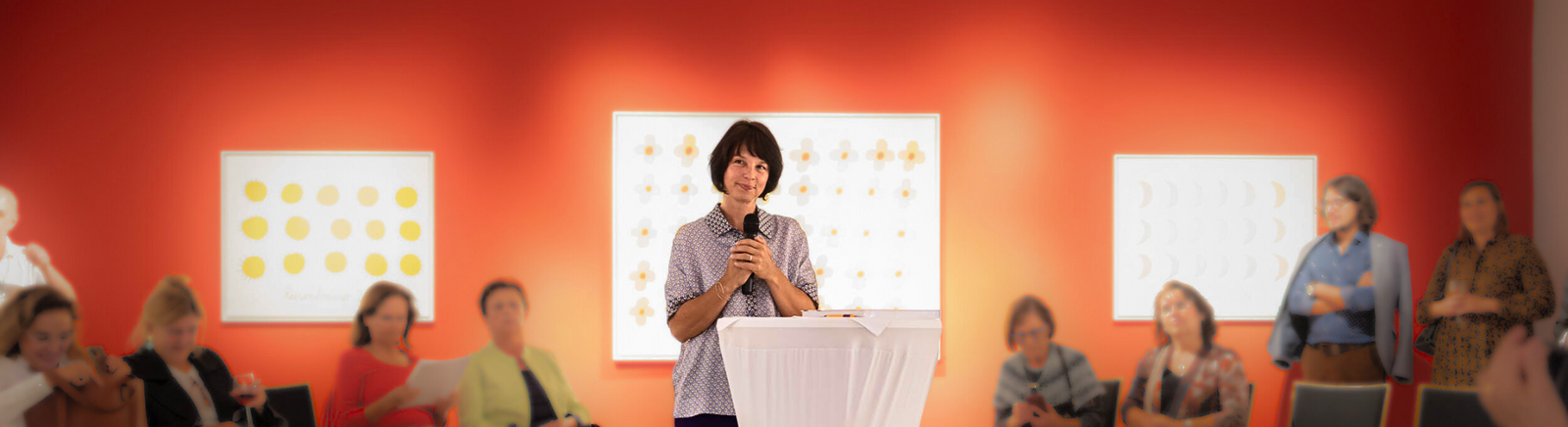 Who Is Nina Katschnig?